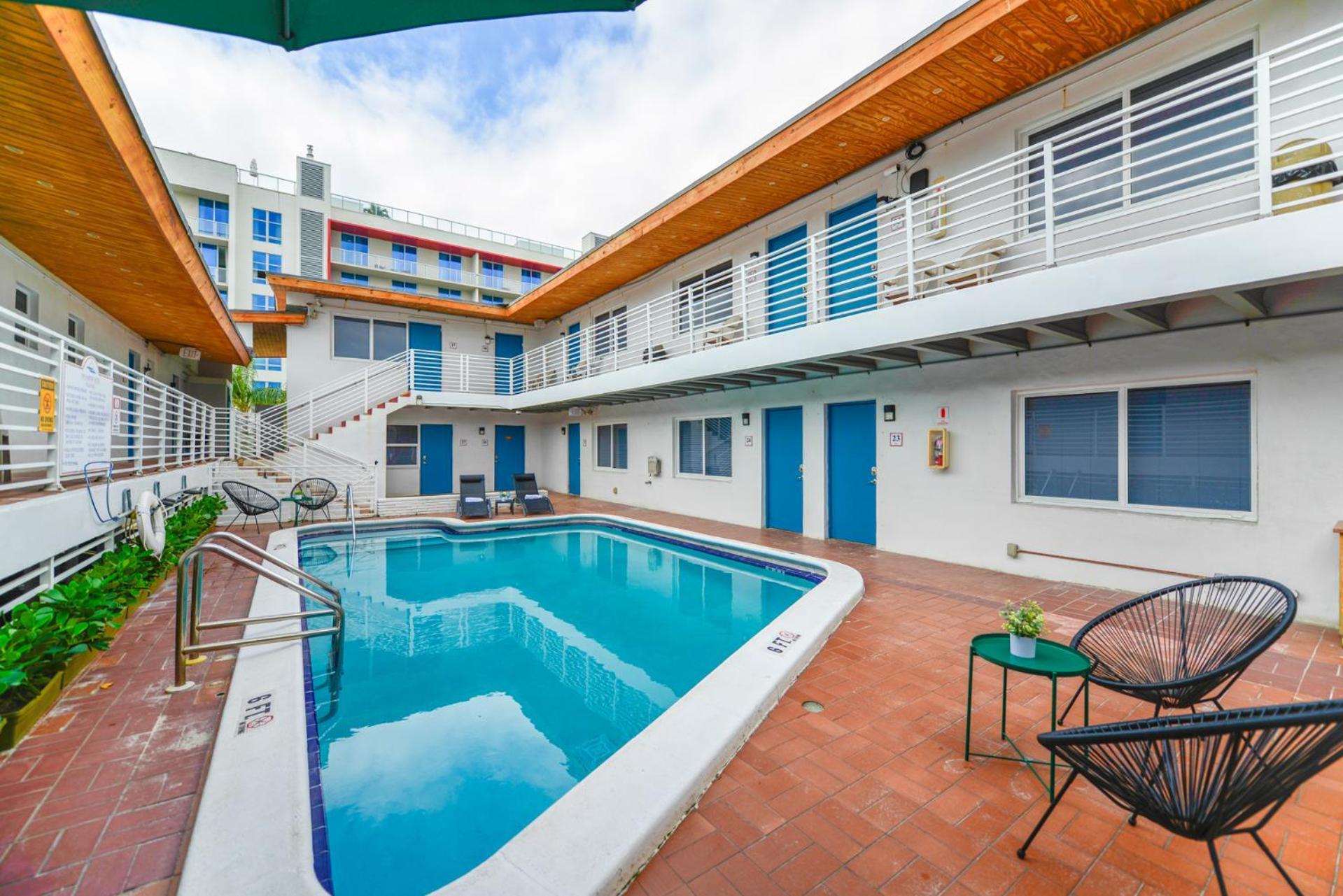 Appartement Radiant Unit With Parking And Pool - M26 à Hollywood Extérieur photo